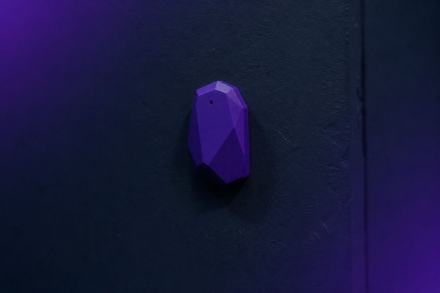 What is a beacon Bluetooth signal?
